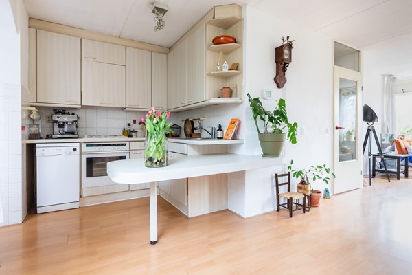 Medium property photo - Hella Haasseplantsoen 9, 2343 KR Oegstgeest